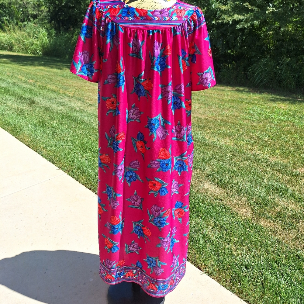 Vintage 1960s 1970s Granada Usa Nightgown Housedr… - image 6